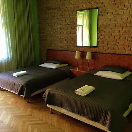 Nocleg ze śniadaniem Finger Guest 4*