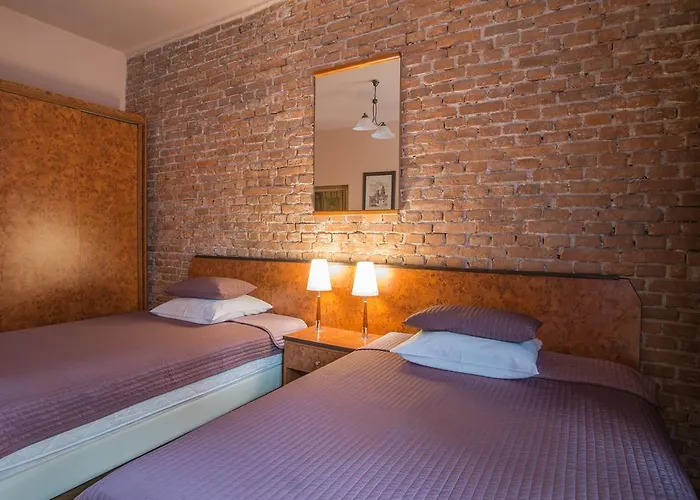 Finger Guest Bed & Breakfast 4*