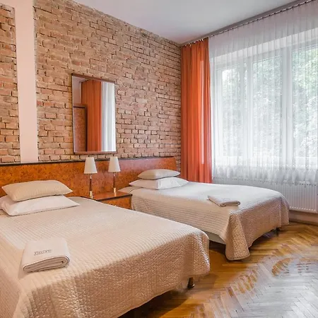 Finger Guest Bed & Breakfast *
